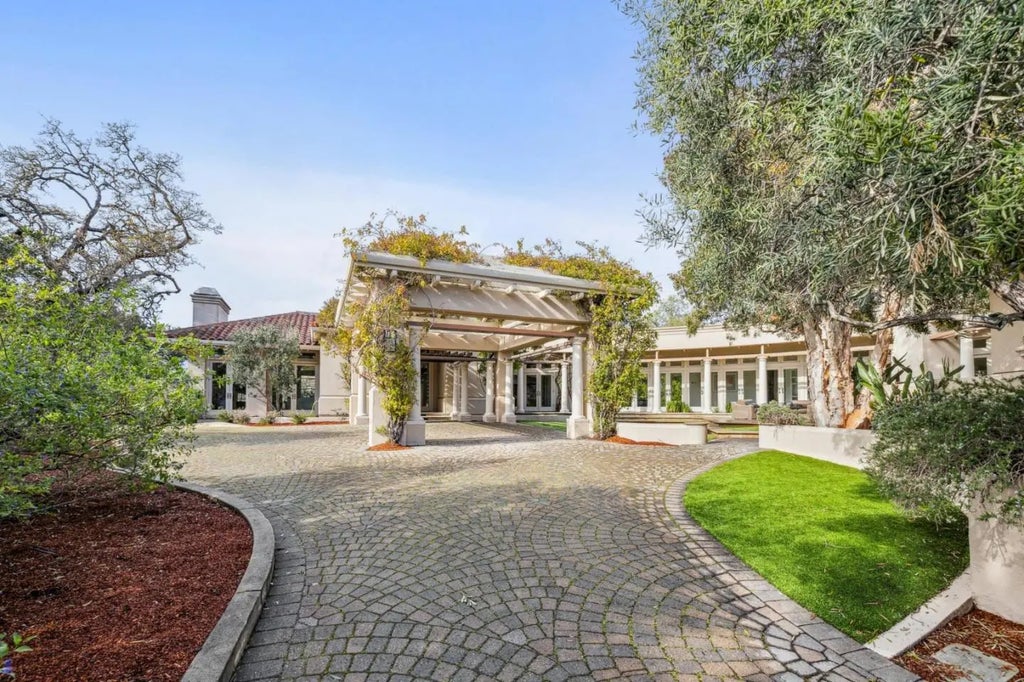 24292 Elise Court, Los Altos Hills