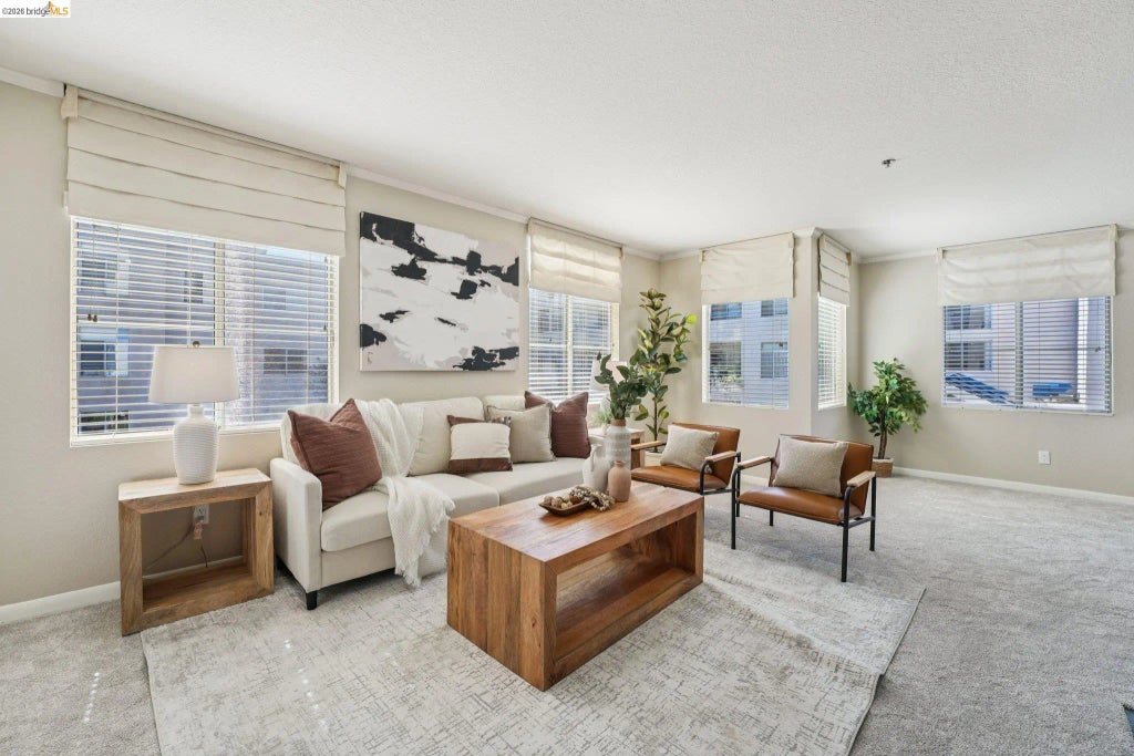 535 Pierce St 3216, Albany