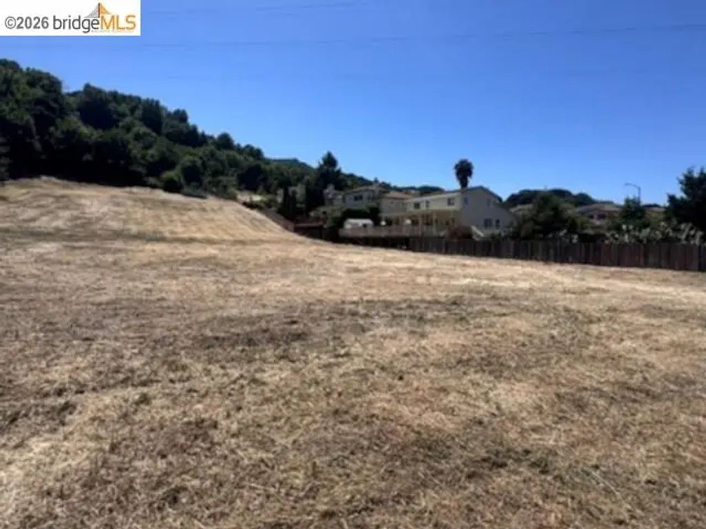 6284 San Pablo Dam Rd, El Sobrante
