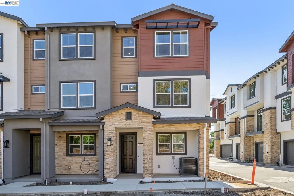 1216 Walters Ct, Concord