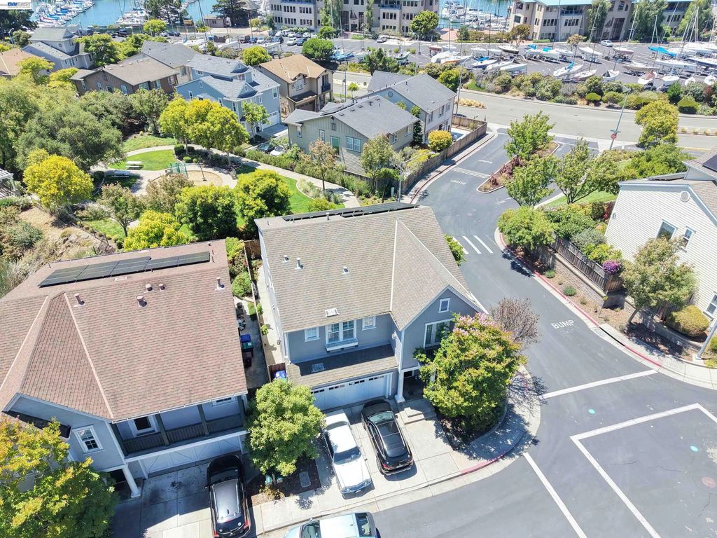 200 Seapoint Pl, Richmond