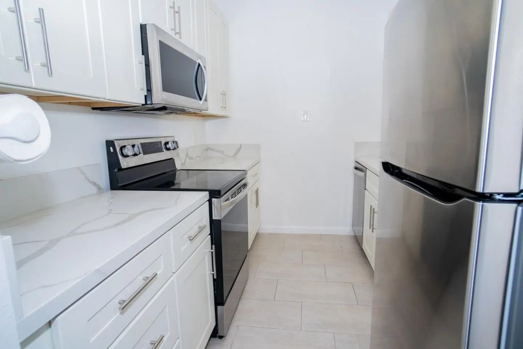 2200 Agnew Road 318, Santa Clara