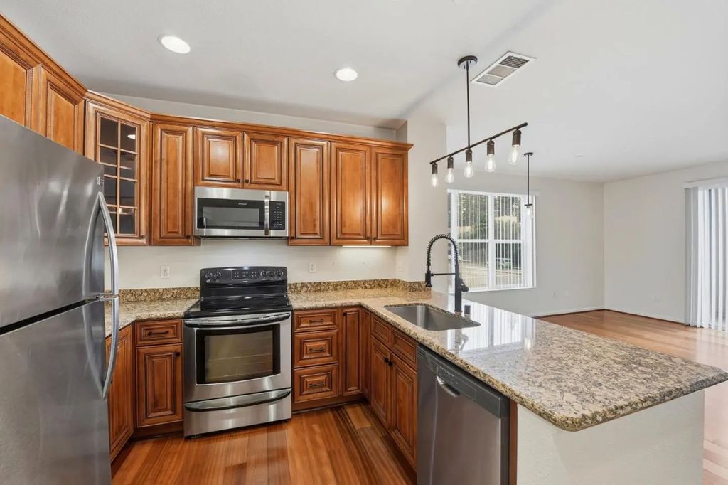 1445 Fruitdale Avenue 101, San Jose