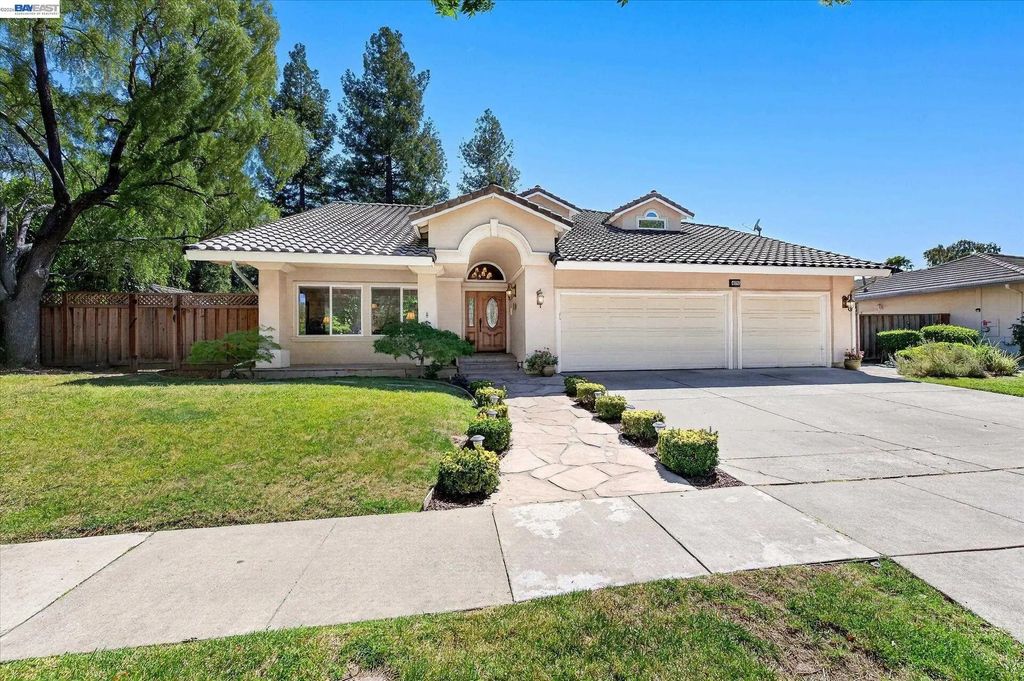 4576 Del Valle Pkwy, Pleasanton