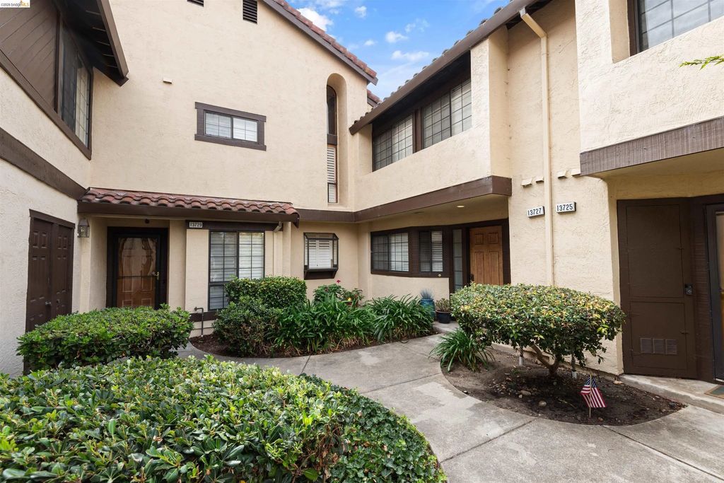 13727 Seagate, San Leandro
