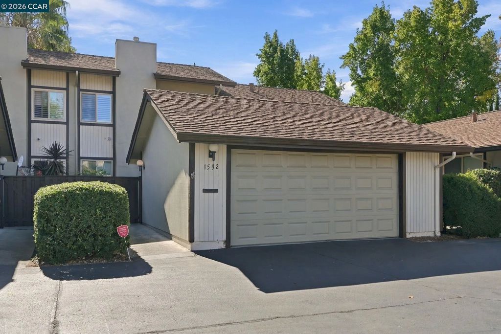 1592 Candelero Dr, Walnut Creek
