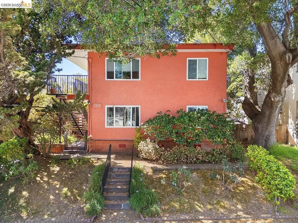 31 Croxton Ave, Oakland