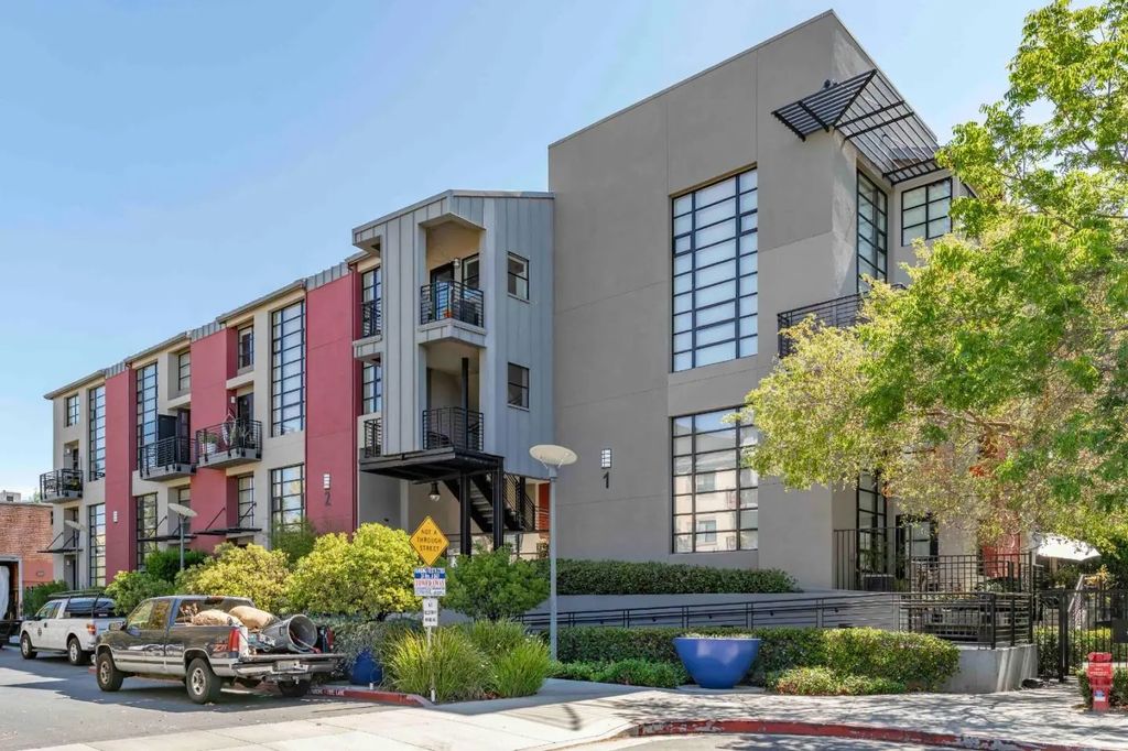 350 E Mission Street 223, San Jose