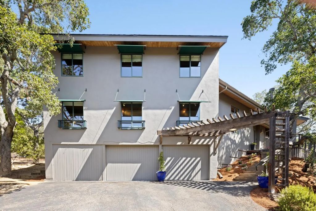 30 Minoca Road, Portola Valley