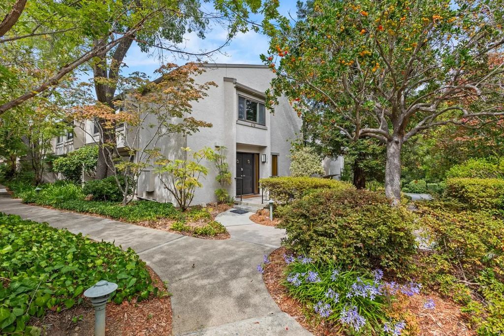 170 Sand Hill Circle, Menlo Park