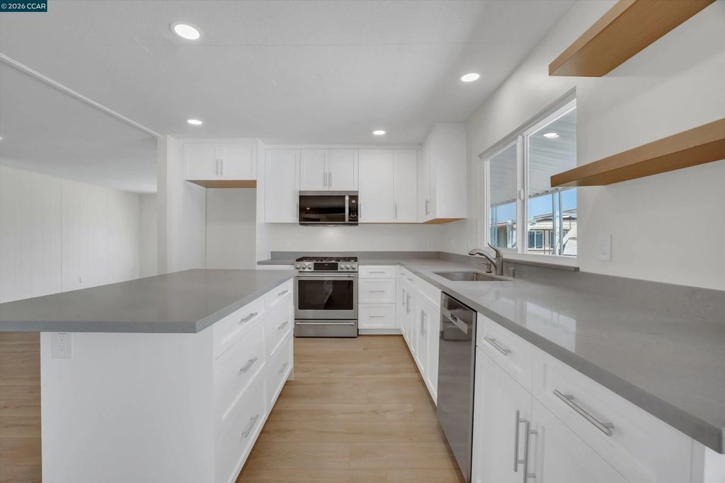 4141 Deep Creek Rd 106, Fremont