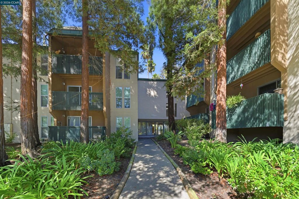 185 Sierra Dr 203, Walnut Creek