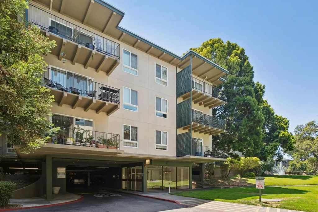 835 N Humboldt Street 412, San Mateo