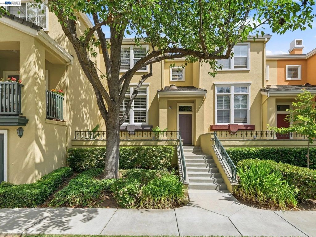 3423 Ellery Cmn, Fremont