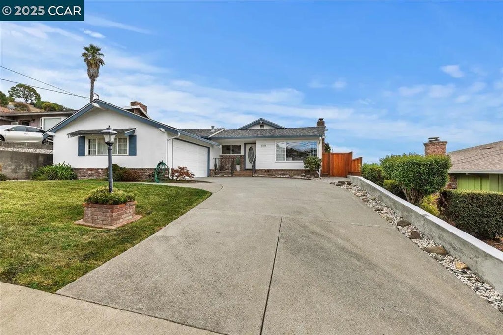 1293 Vistagrand Dr, San Leandro