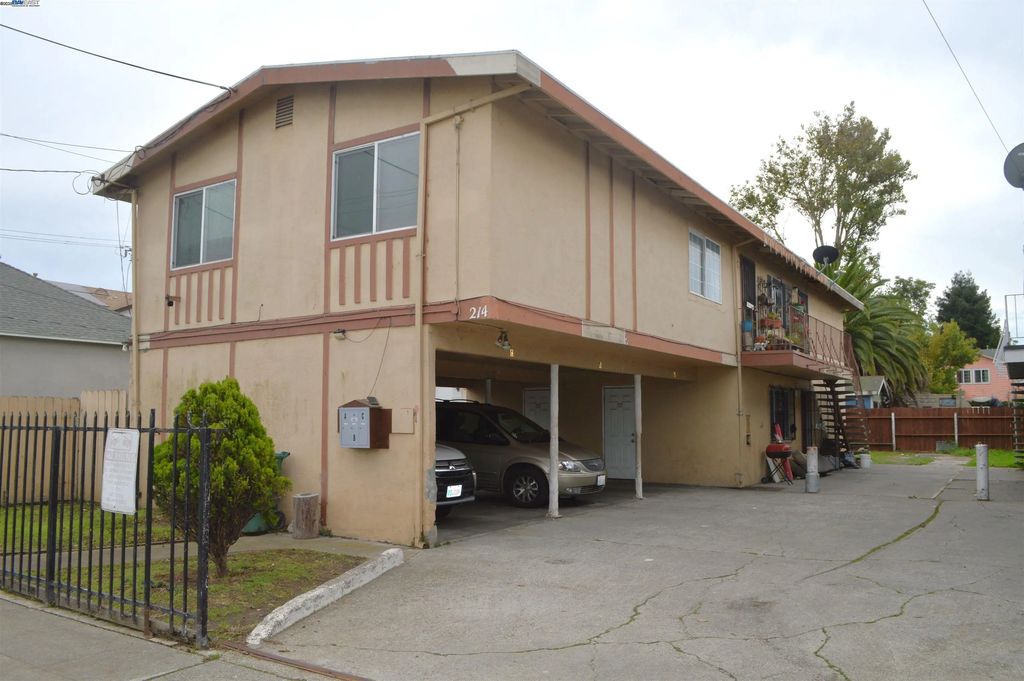214 Barrett Ave, Richmond