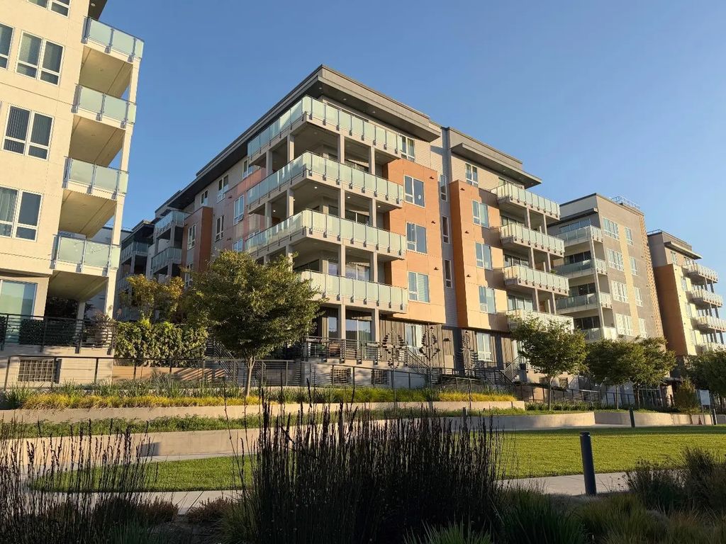 45128 Warm Springs Boulevard 351, Fremont