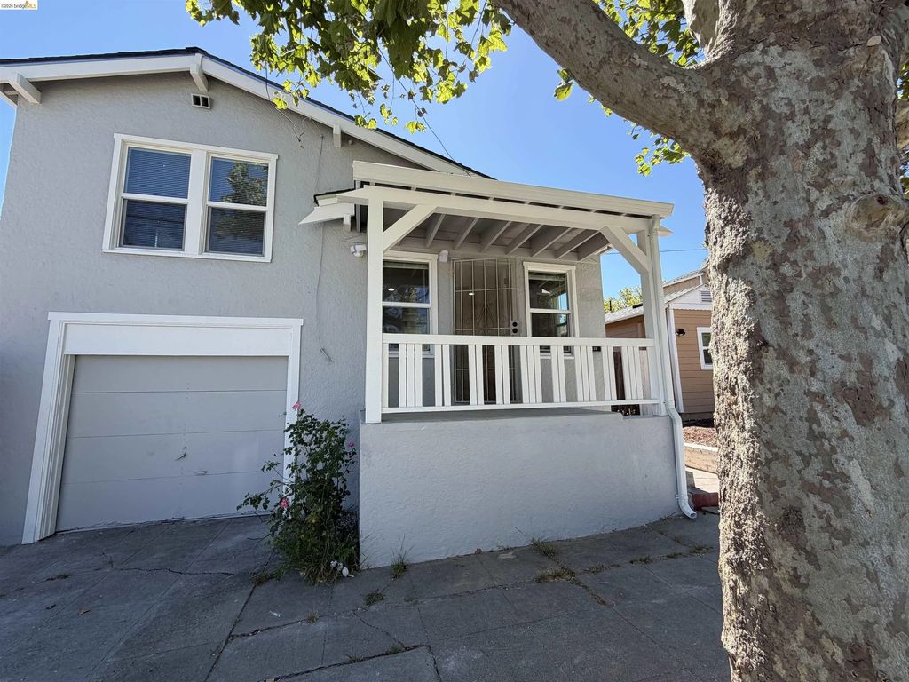 1225 Pine St, Pittsburg