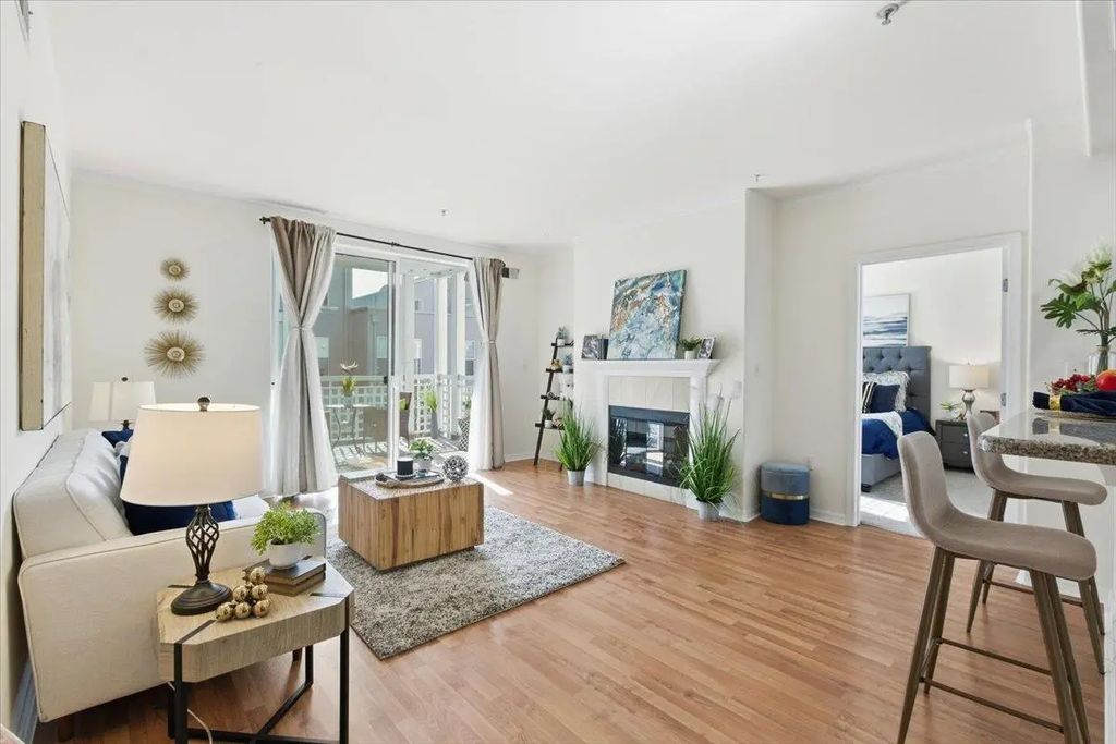3901 Lick Mill Boulevard 360, Santa Clara
