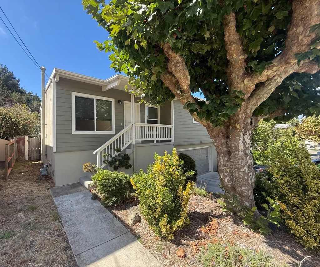 236 Lauren Avenue, Pacifica