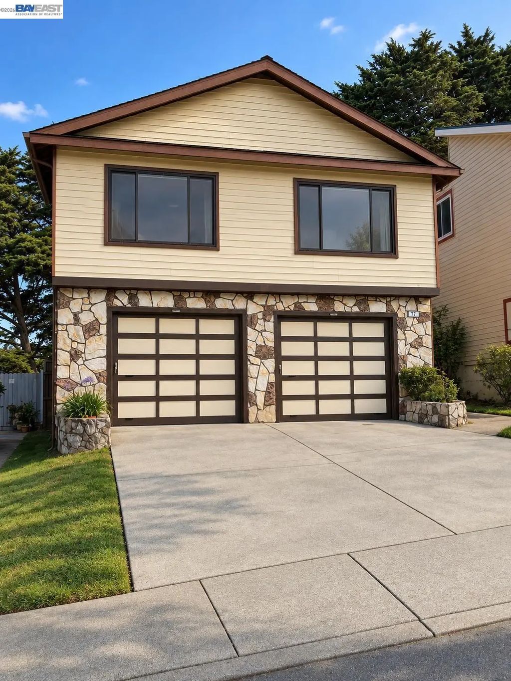 77 Parkrose Ave, Daly City