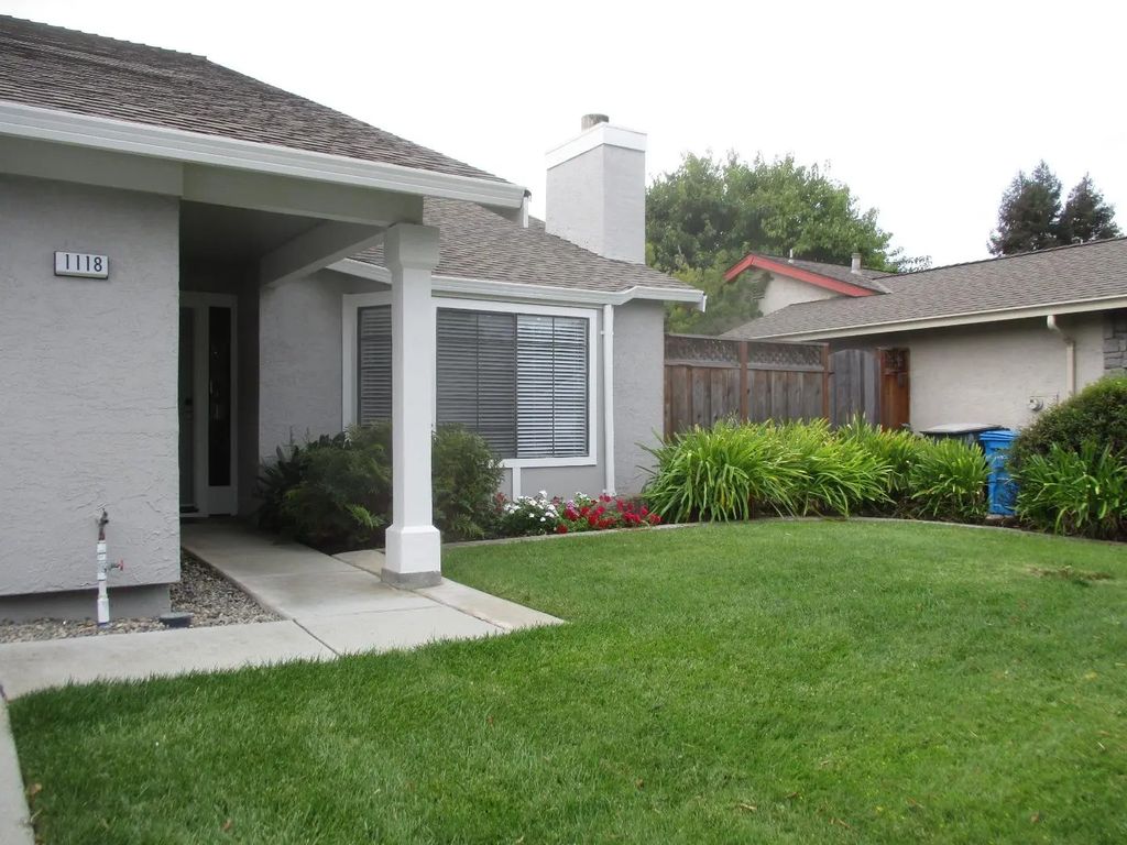 N/A, Gilroy