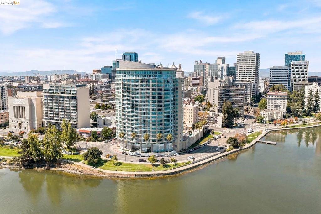 1 Lakeside Dr 607, Oakland