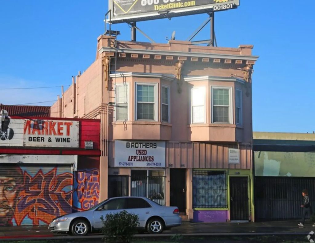 9251 International Blvd, Oakland