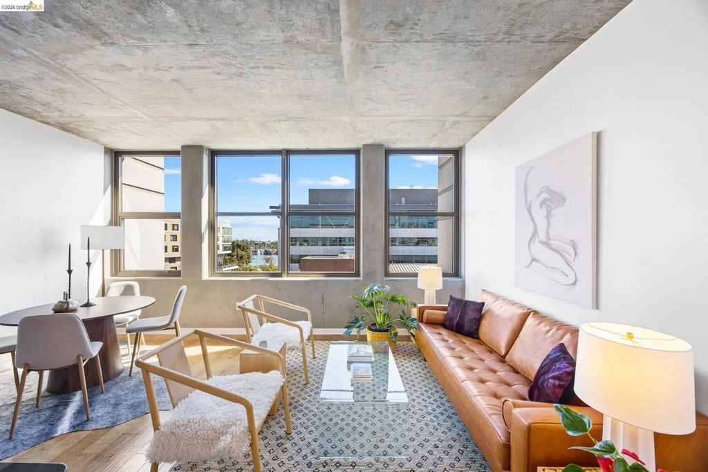 311 2nd St 714, Oakland
