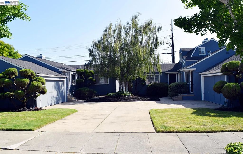 3125,3129,3131 Fernside Blvd, Alameda