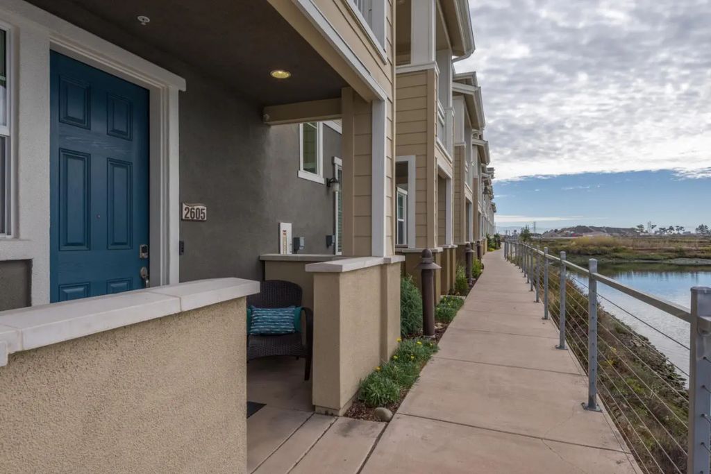 658 Sea Anchor Drive 2605, Redwood City
