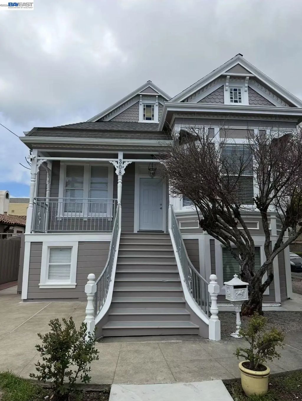 308 W Joaquin Ave, San Leandro