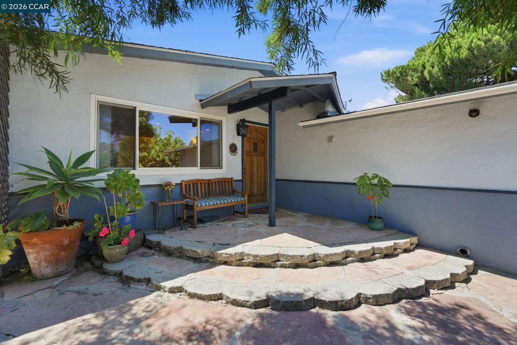 1501 Lassen Ct, Vallejo