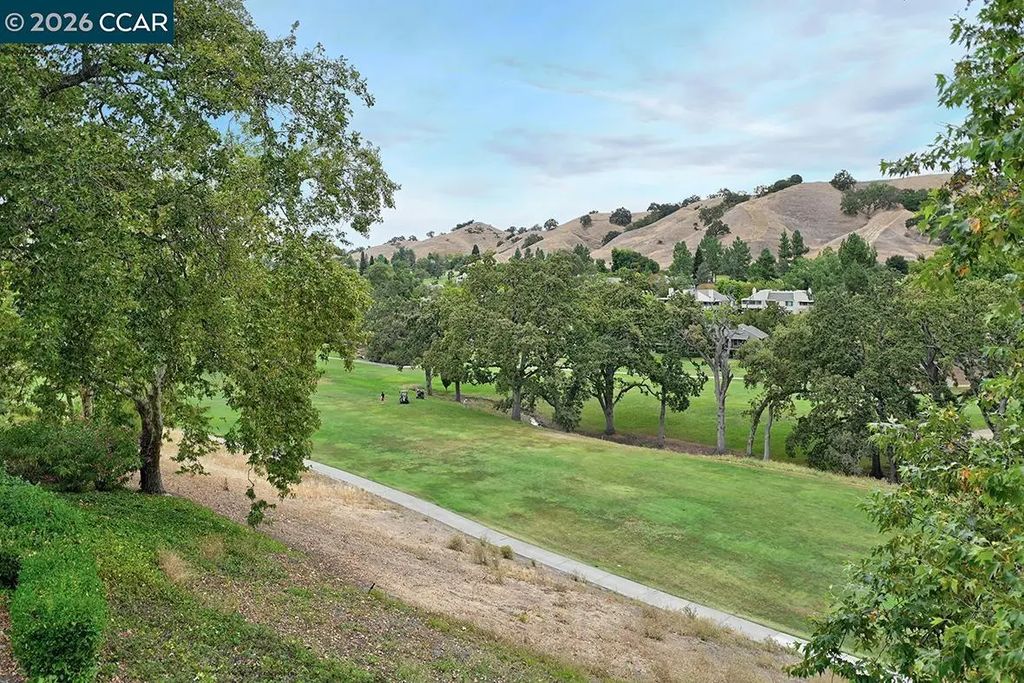 3248 Tice Creek Dr 4, Walnut Creek