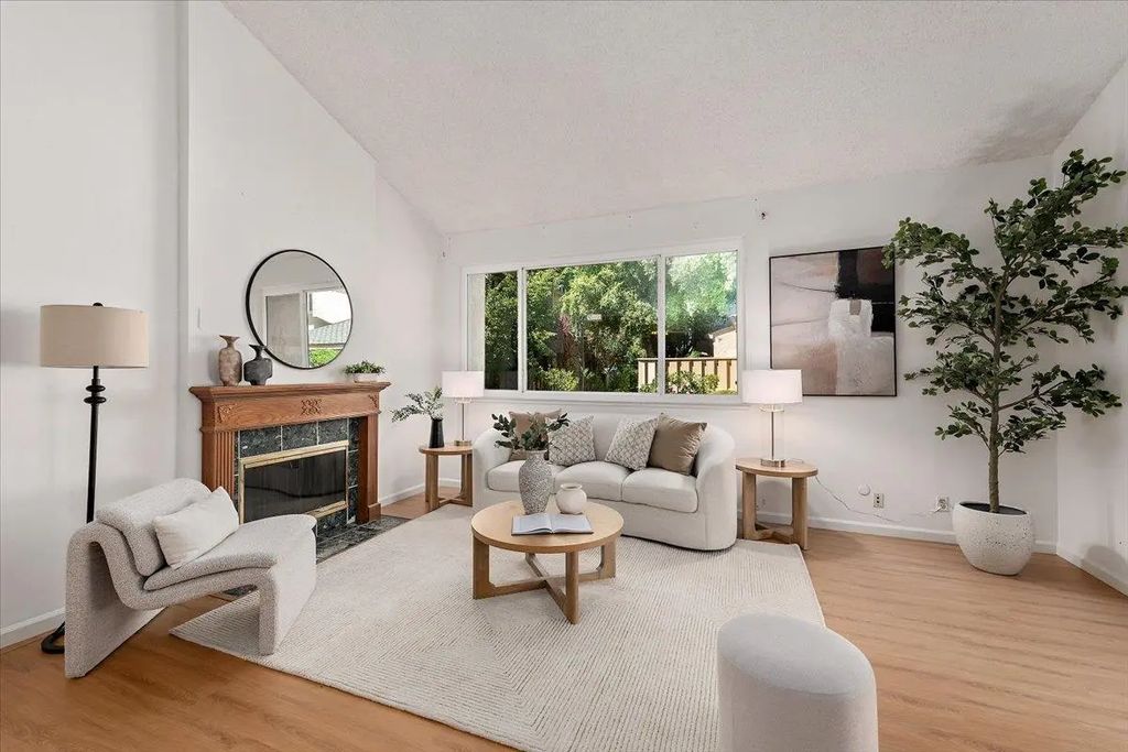 125 Connemara Way 2, Sunnyvale