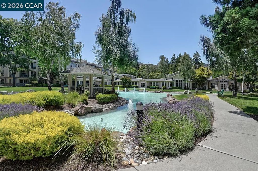 1860 Tice Creek Dr 1432, Walnut Creek