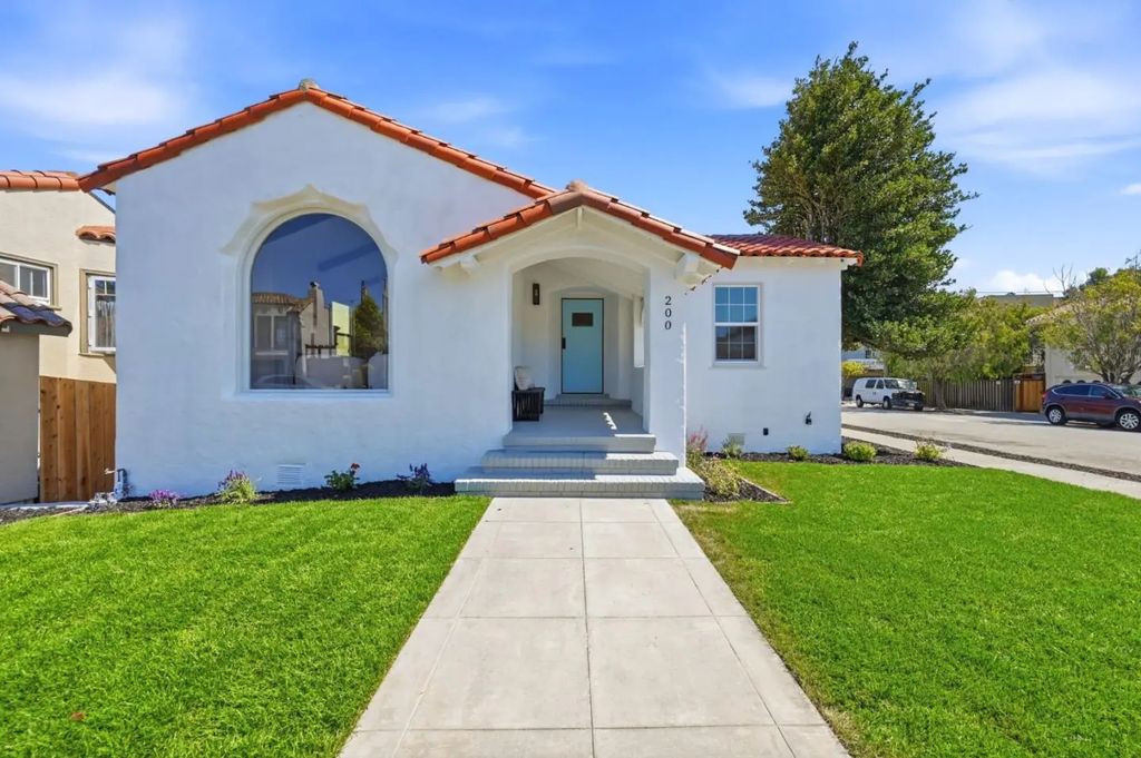 200 Magnolia Avenue, Millbrae