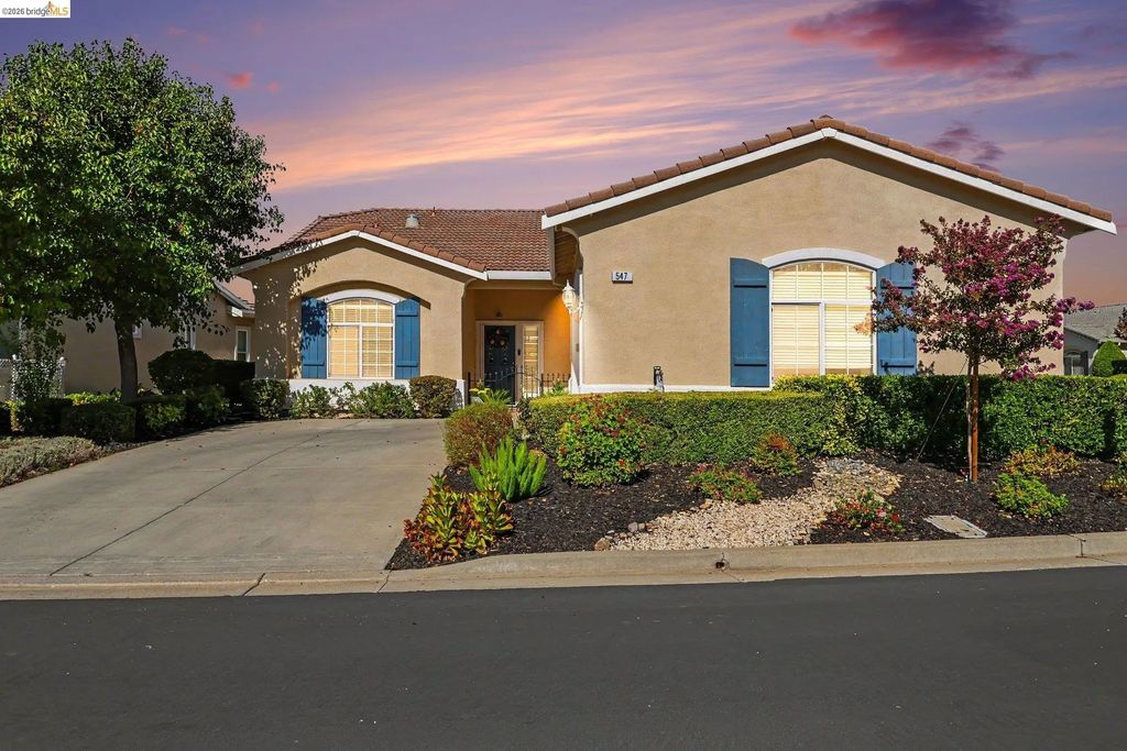 547 Quindell Way, Brentwood