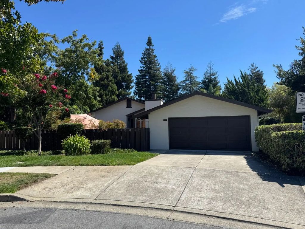 36480 Fallon Terrace, Fremont