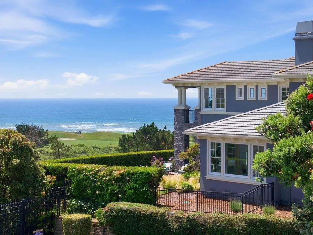 103 Spyglass Lane, Half Moon Bay