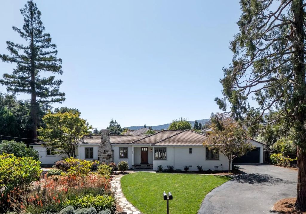 90 Marvin Avenue, Los Altos
