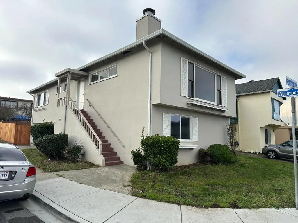 60 Westmoor Avenue, Daly City