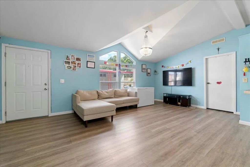 5450 Monterey Road 59, San Jose