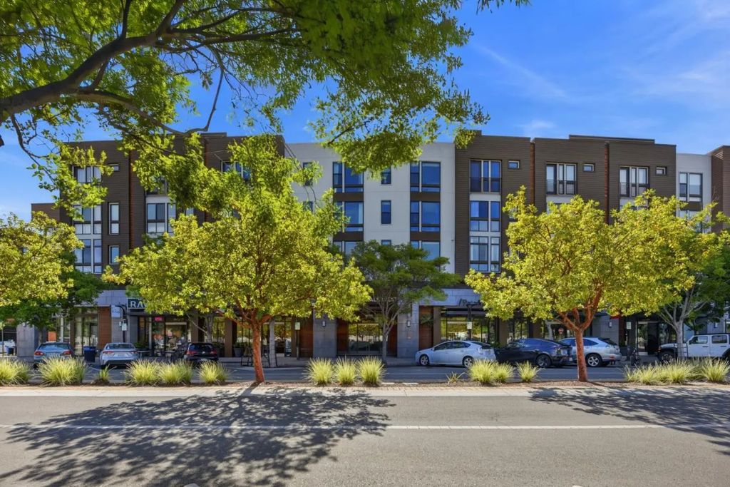 3768 Capitol Avenue 516b, Fremont