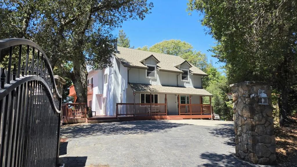 23758 Hutchinson Road, Los Gatos