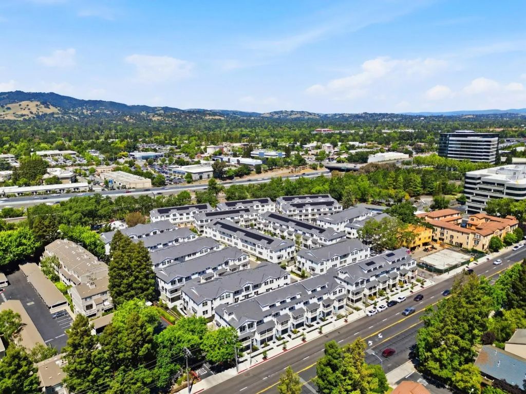 114 Oak Circle, Walnut Creek