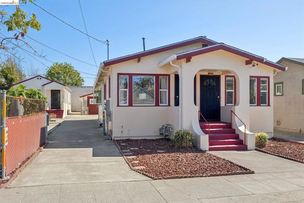 1152-1156 Francisco St, Berkeley