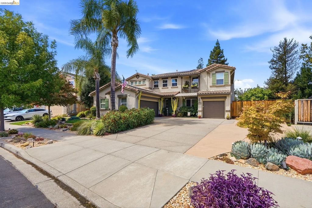 325 San Marino Ln, Brentwood