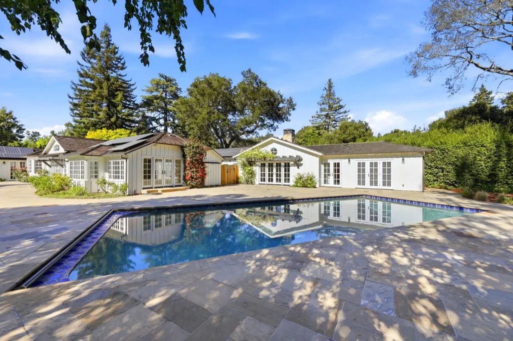 14 Flood Circle, Atherton