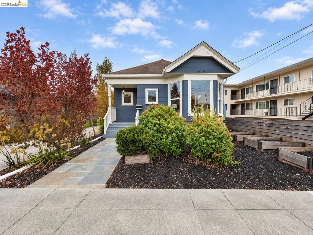 1324 Burnett, Berkeley